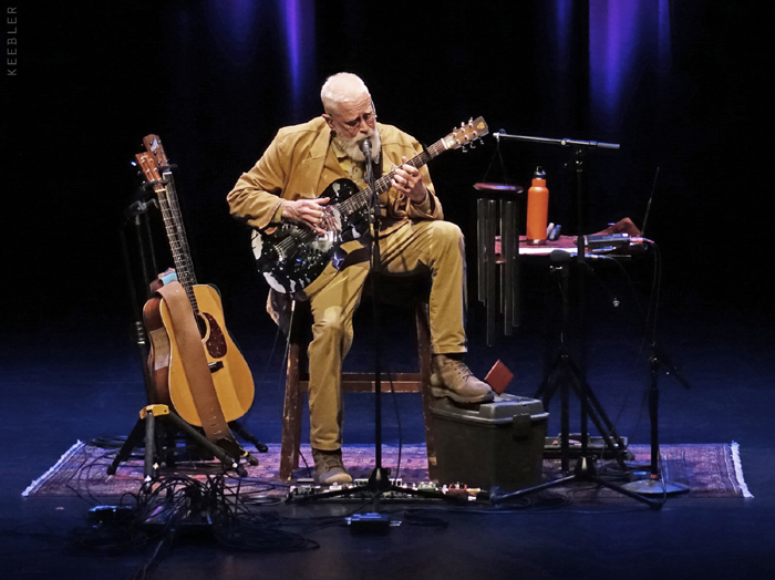 Bruce Cockburn 25 April 2025 San Francisco photo Daniel Keebler